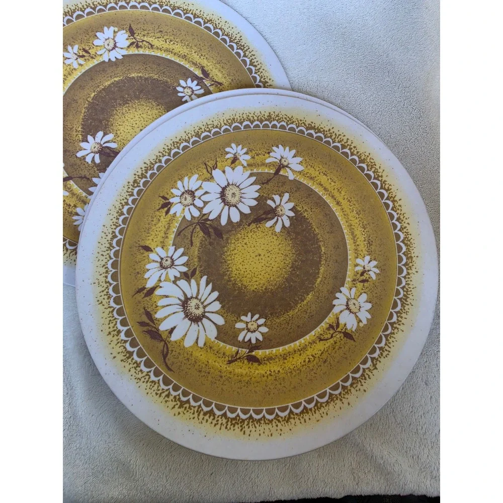 Vintage National Home Products Artisan Ware Melamine Daisy Plates Set of 4